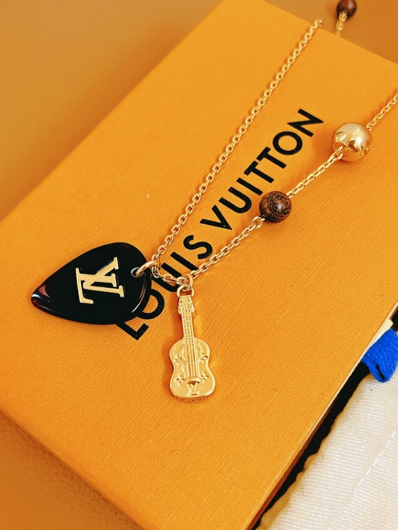 Louis Vuitton Necklaces